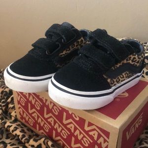 Vans - Black and Cheetah Print - Baby Shoes